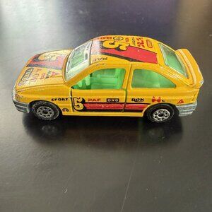 Majorette Ford Escort Racing no.5 Yellow 1:55 3" 275 no Package
